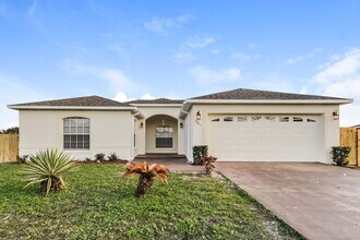 Building Photo - 387 Cocoa Ct