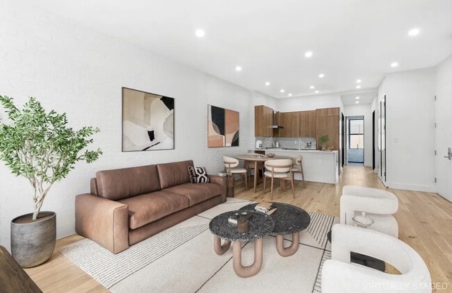 Foto del edificio - 166 First Ave