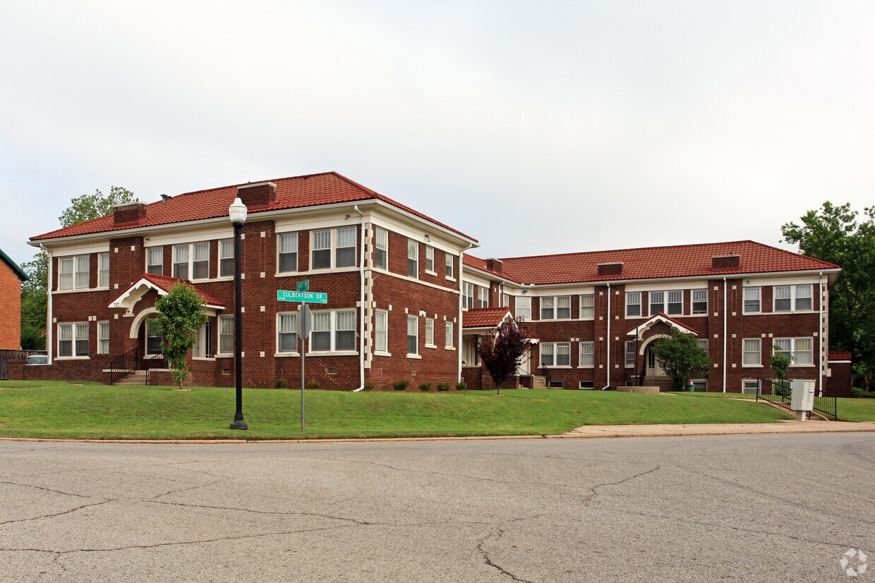 Primary Photo - Highfill Court & East Drive Apartments
