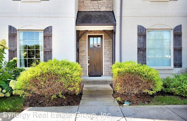 Foto del edificio - 3 br, 3.5 bath House - 505 Harpeth Park Dr