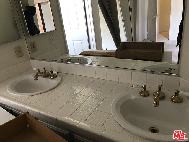 Foto del edificio - 25511 Schubert Cir