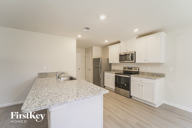 Foto del edificio - 5235 Wolfridge Ave
