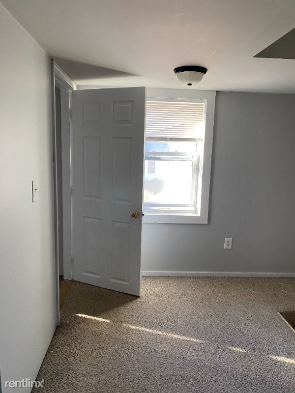 Building Photo - 3 br, 2 bath House - 278 route 25
