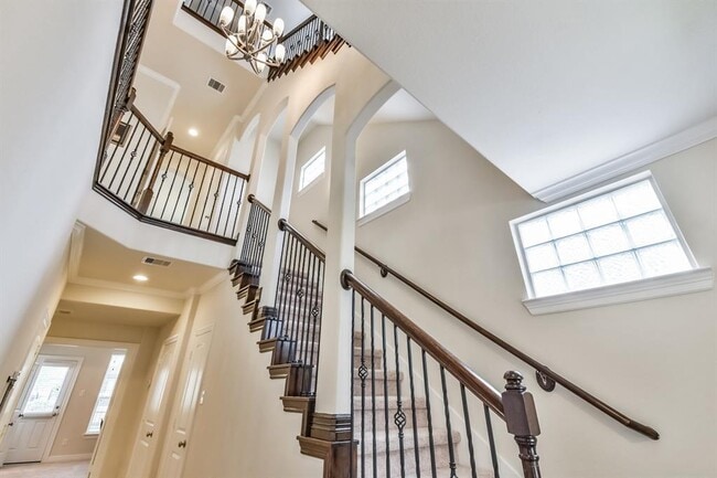 Foto del edificio - 1410 Upland Orchard Dr