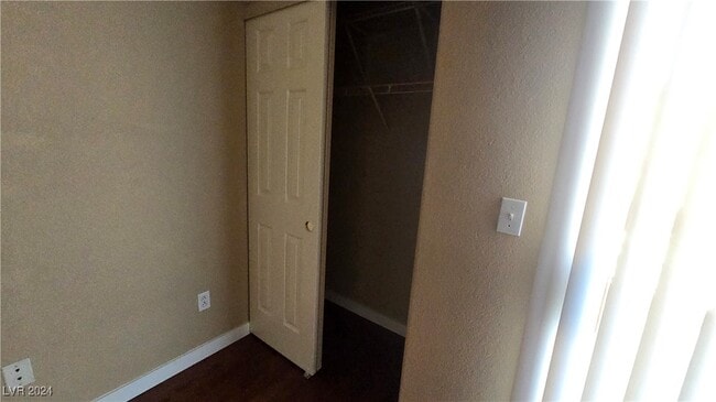 Building Photo - 900 Heavenly Hill Ct