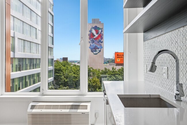 Foto del edificio - 1201 Vine St