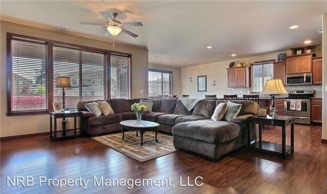 Building Photo - 4 br, 2.5 bath House - 20513 79th Ave E