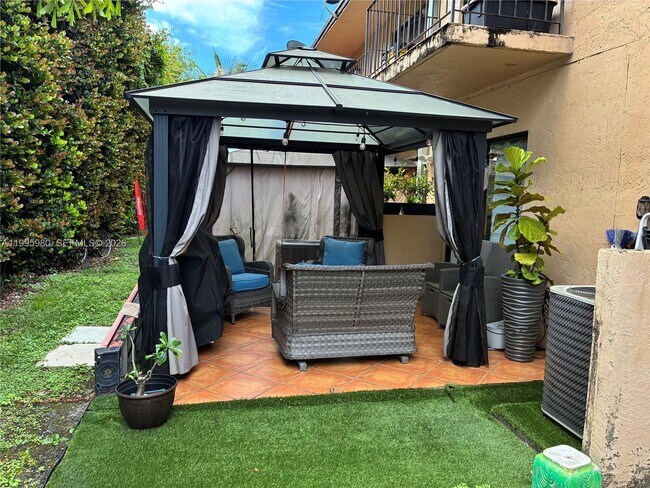 Foto del edificio - 6858 NW 173rd Dr