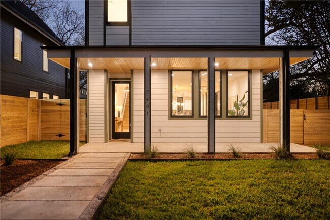 Foto del edificio - 2401 Willow St