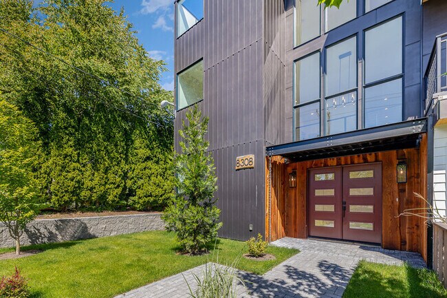 Foto del edificio - 8308 25th Ave NW
