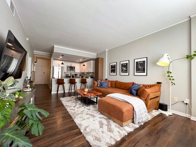 Building Photo - 1975 N Grant St