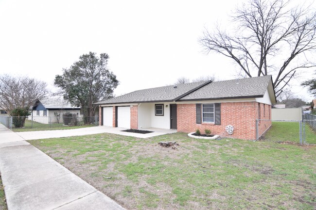 Foto del edificio - 1515 McCarthy Ave