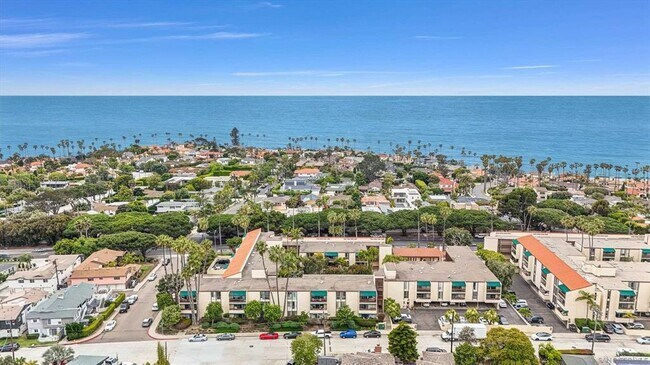 Foto del edificio - 6333 La Jolla Blvd