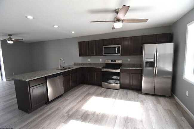 Foto del edificio - 822 Puzzle Pl