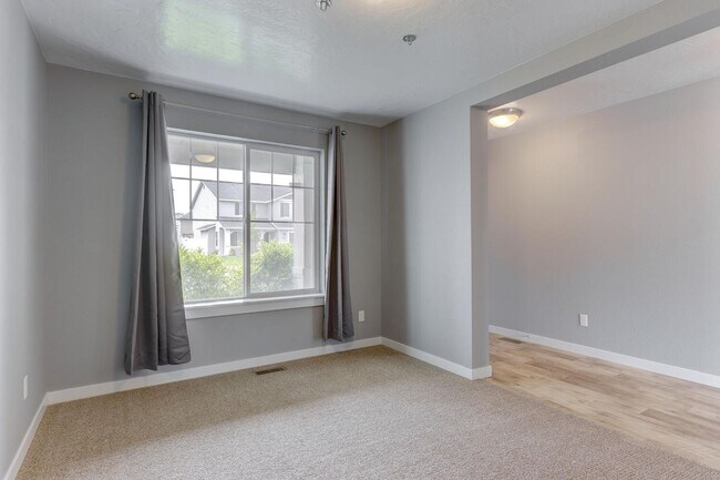 Foto del edificio - 4 Bed/2.5 Home In Kuna! - Pets Welcome!