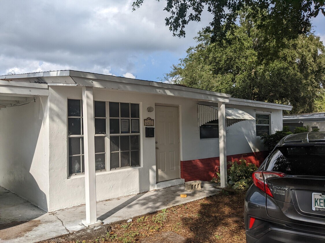 Primary Photo - 6611 Sheridan St