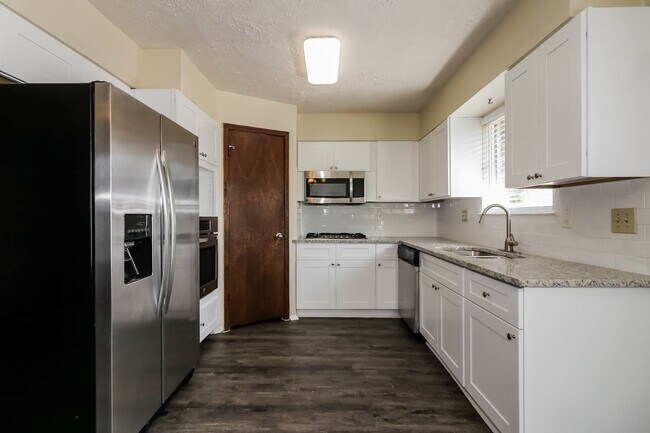 Foto del edificio - 8422 Bandridge Rd