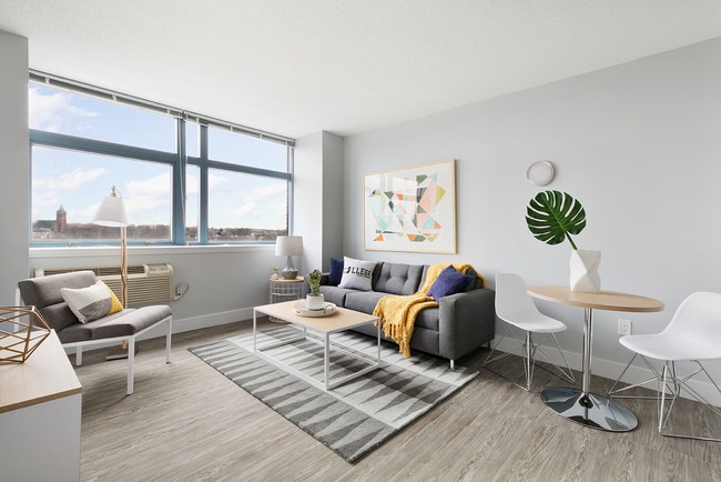 Renovated Unit - SoCam 290
