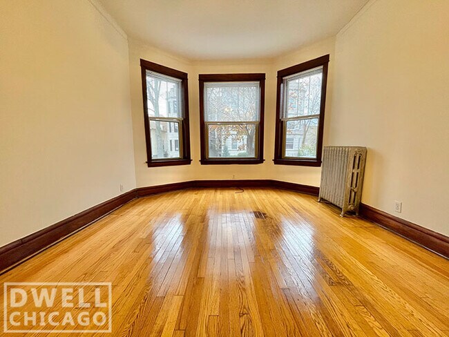 Building Photo - 2430 N Spaulding Ave