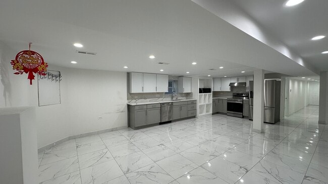 Foto del edificio - 6207 N Talman Ave