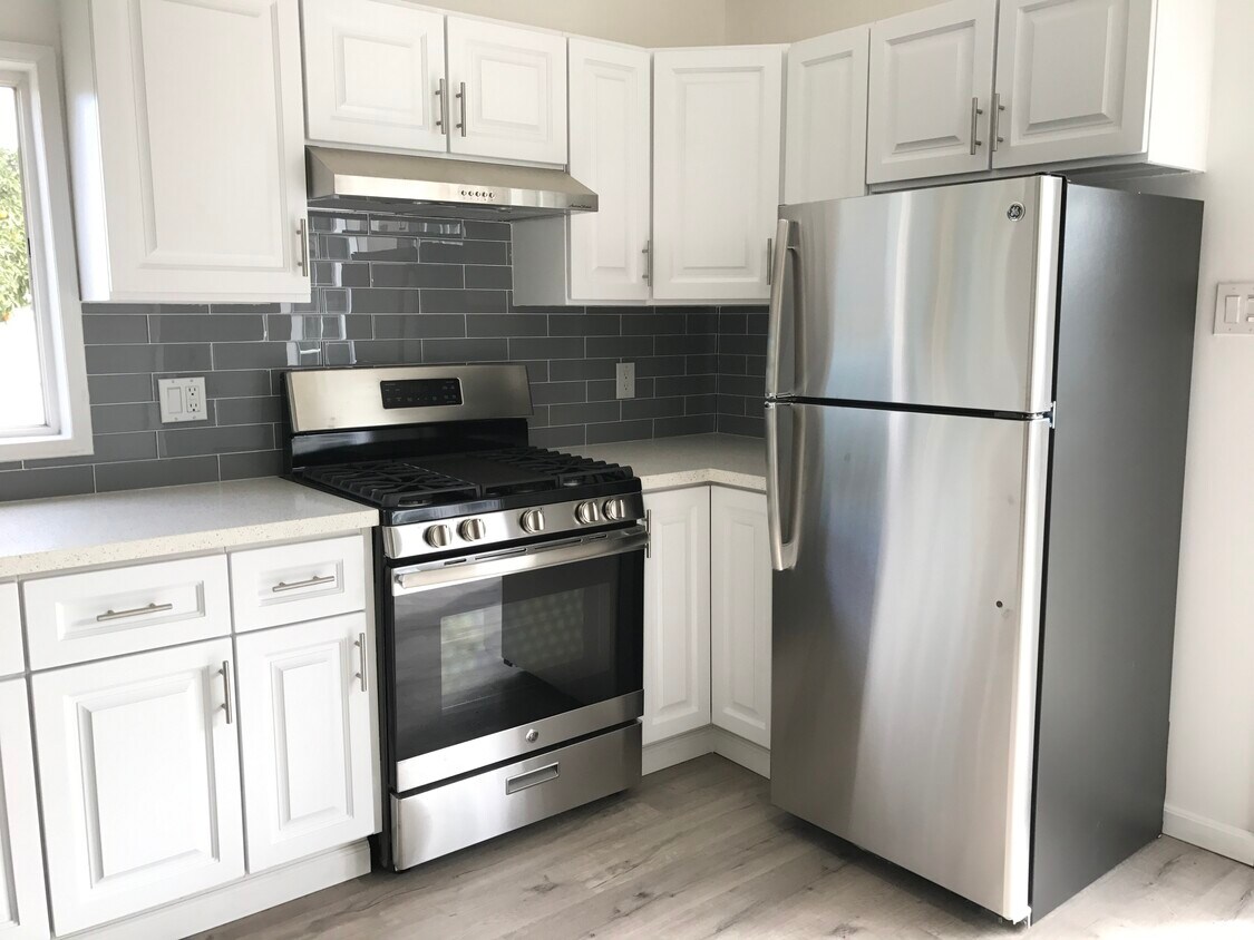 Foto principal - 6856 Quakertown Ave