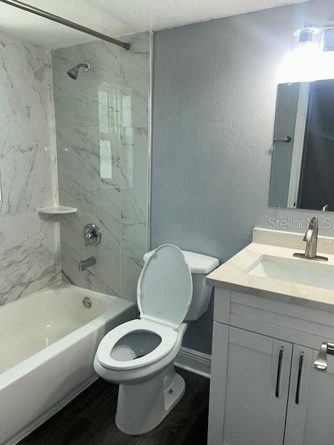 Foto del edificio - 415 W Park Ave