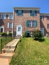 Building Photo - 1050 Agate Dr