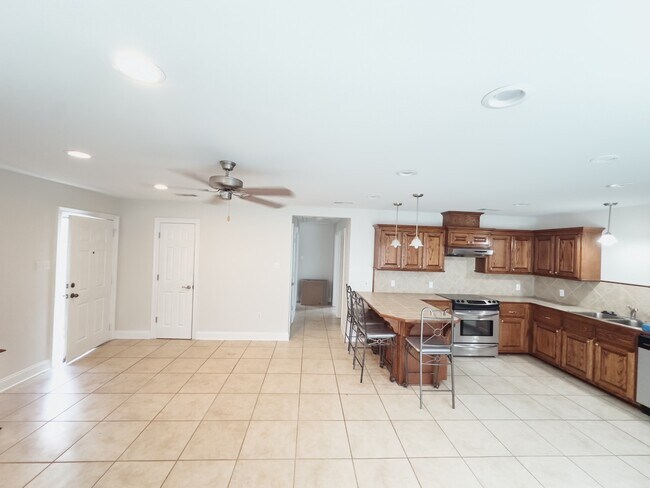 Foto del edificio - 12481 Homeport Dr
