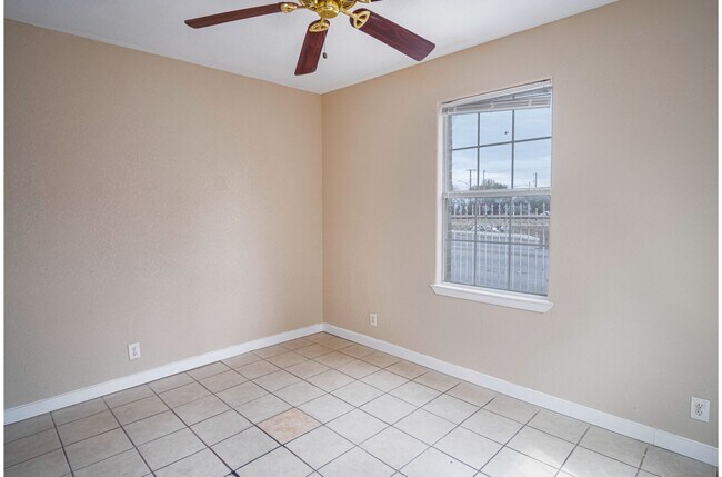 Foto del edificio - 717 N Colorado St