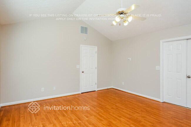 Foto del edificio - 1490 Highland Farm Dr