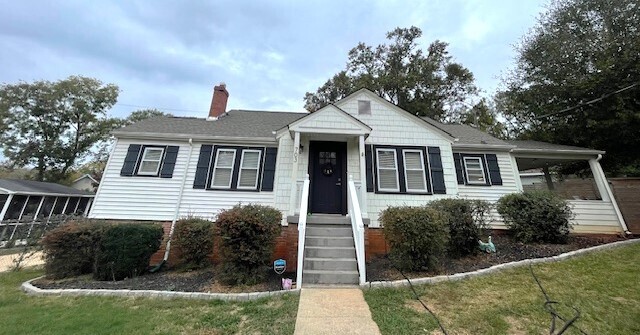 Primary Photo - Beautiful Greenville Home