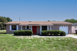 Building Photo - 8101 Alveron Ave