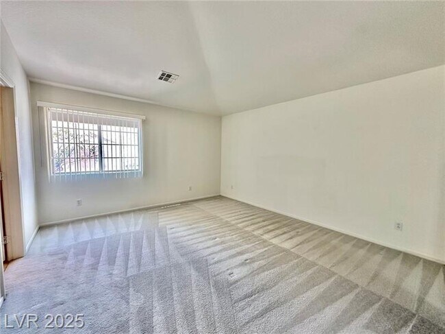 Foto del edificio - 5480 Overland Express St