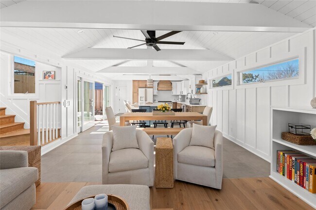 Building Photo - 64 Bungalow Ln