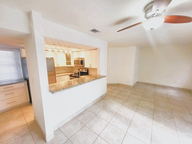 Building Photo - 20758 SW 83rd Ave