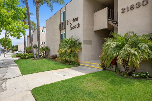 Building Photo - 21818 S Figueroa St