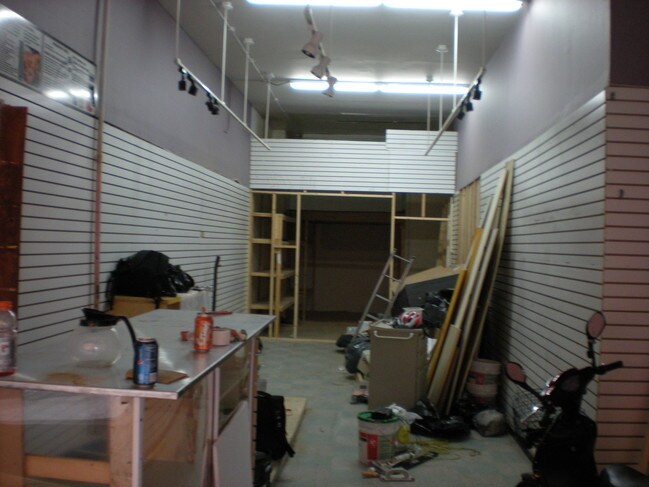 Building Photo - 353 Broadway