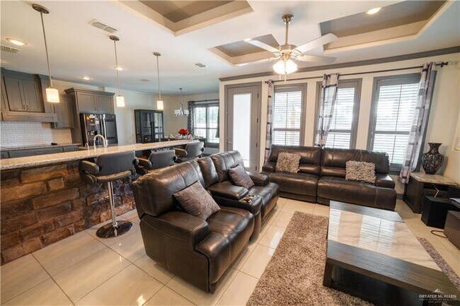 Foto del edificio - 4208 Stillwater Cove