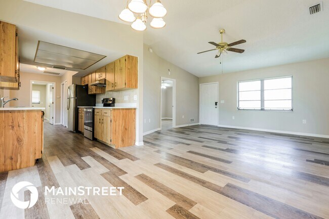 Foto del edificio - 4333 Targee Ave