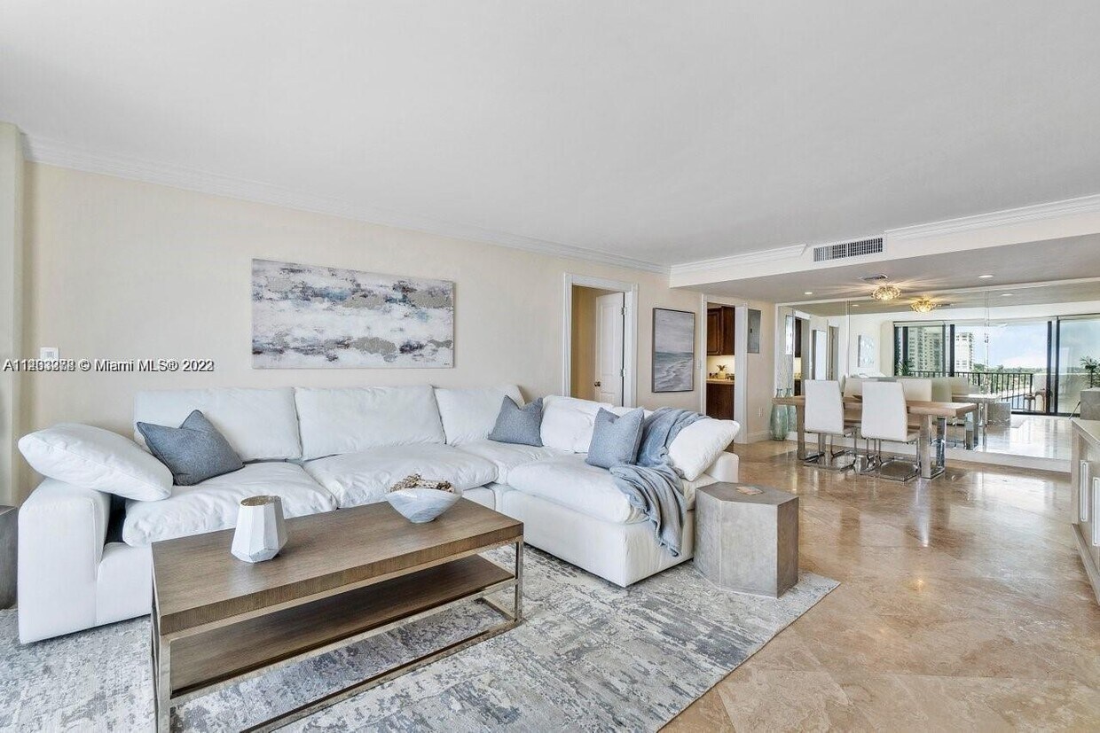 Primary Photo - 1200 S Flagler Dr