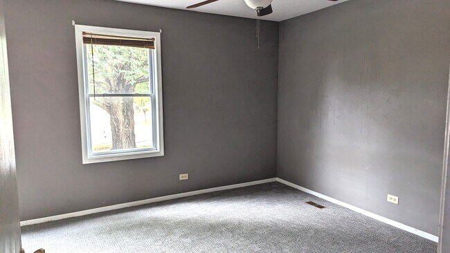 Foto del edificio - 1340 Vaughn Ct