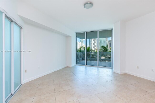 Foto del edificio - 350 S Miami Ave
