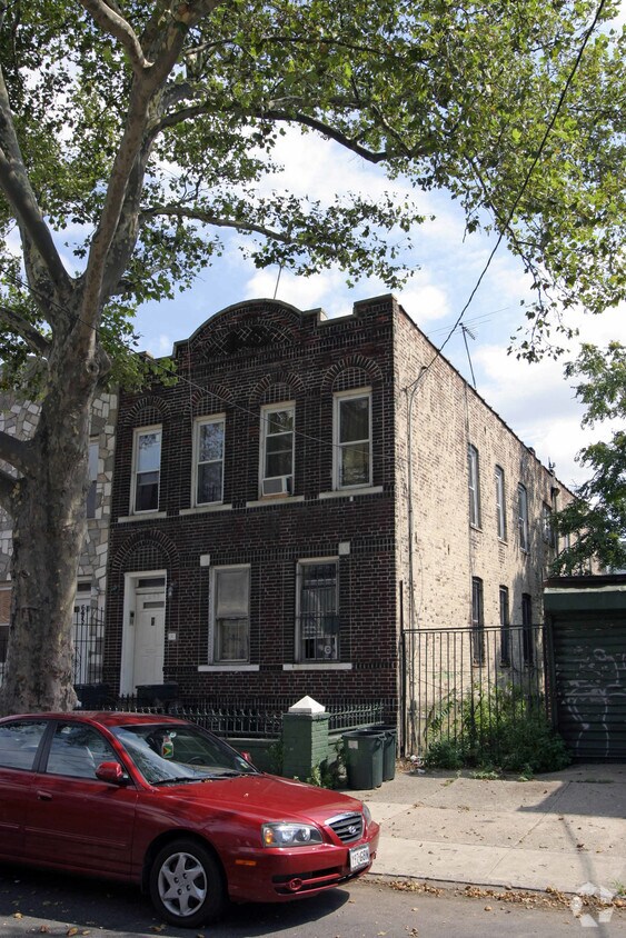Foto principal - 695 Sheffield Ave