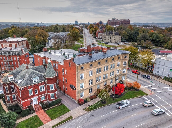 Photo - Auburndale Apartments