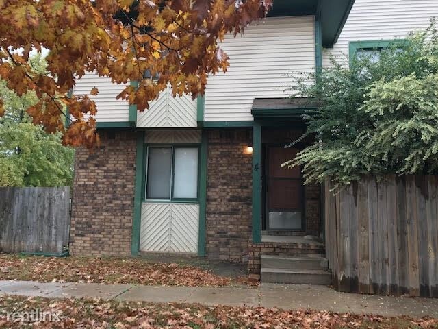 Primary Photo - 9005 W Westlawn St