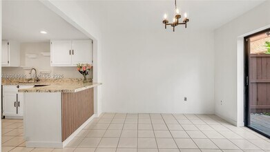 Building Photo - 7123 SW 115th Pl