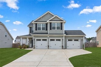Building Photo - 1319 Water Leaf Dr