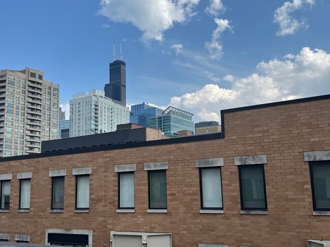 Building Photo - 311 N Union Ave