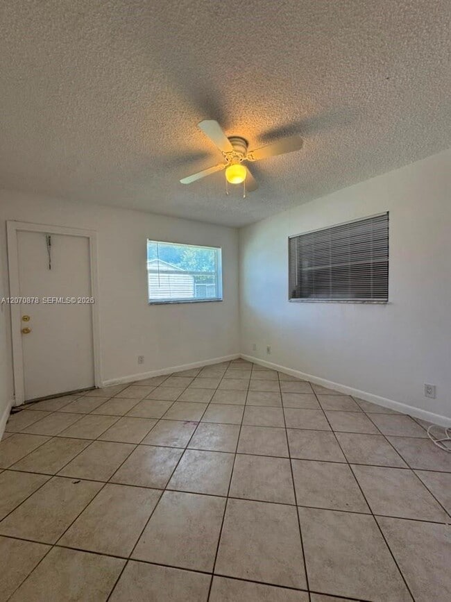 Building Photo - 2394 NW 52nd Ct