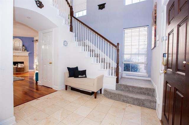 Foto del edificio - 8335 Richmond Ct